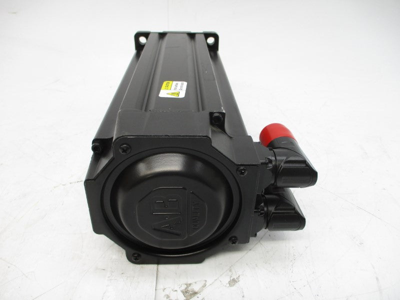 ALLEN BRADLEY MPL-B4560F-MJ74AA SER. A 460V 11.8A NSNP