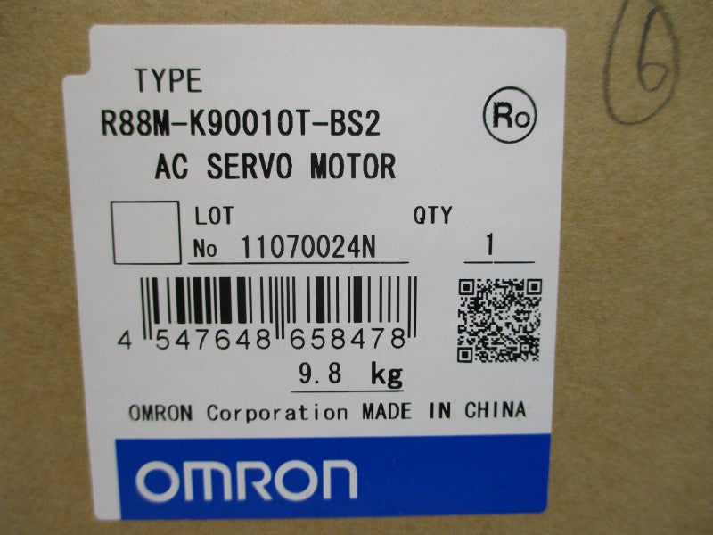 OMRON R88M-K90010T-BS2 80VAC 7.6A NSMP