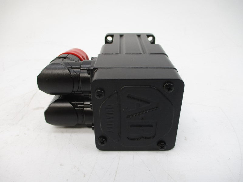 ALLEN BRADLEY MPL-A1520U-HJ42AA SER. A 230VAC 1.8A NSMP