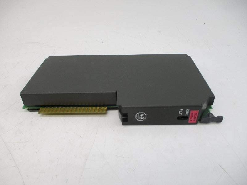ALLEN BRADLEY 1771-IXE SER. C F/W B 5VDC 0.85A UNMP
