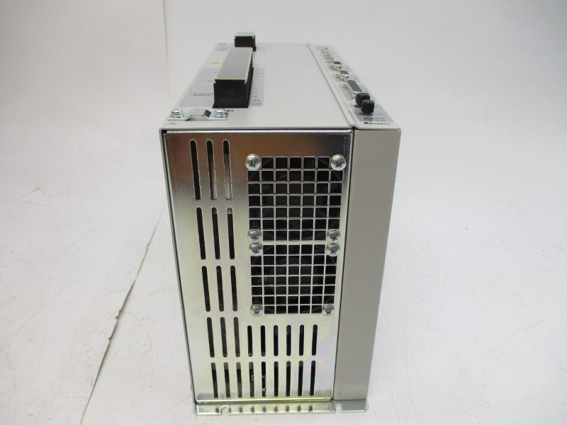 ALLEN BRADLEY 2098-DSD-075-SE SER. B F/W V1.34 120/240VAC 30A NSMP