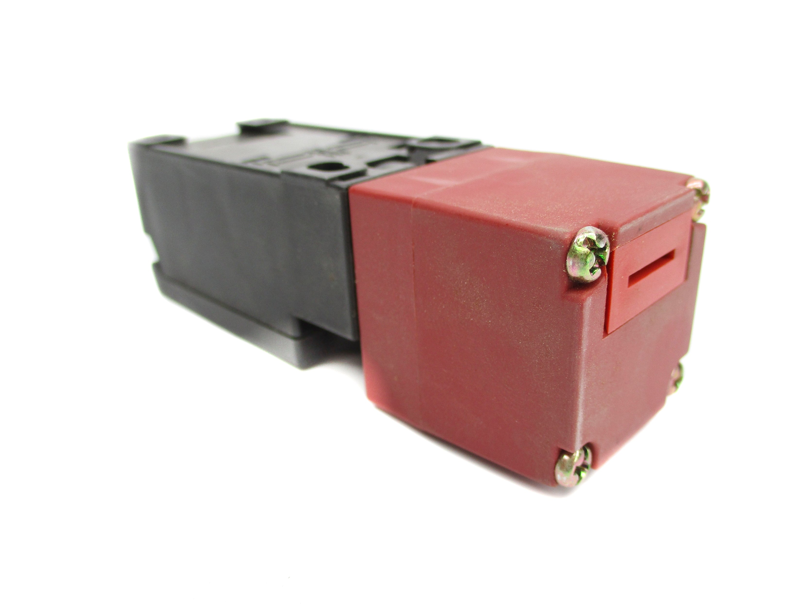 OMRON D4DS-35FS 400V 2A NSMP