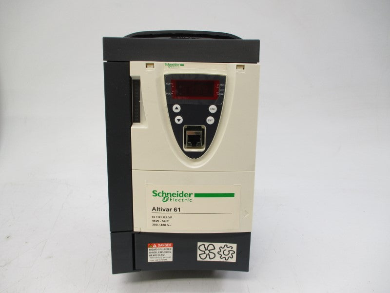 SCHNEIDER ELECTRIC ATV61HU40N4 380/480VAC 7.6A NSMP