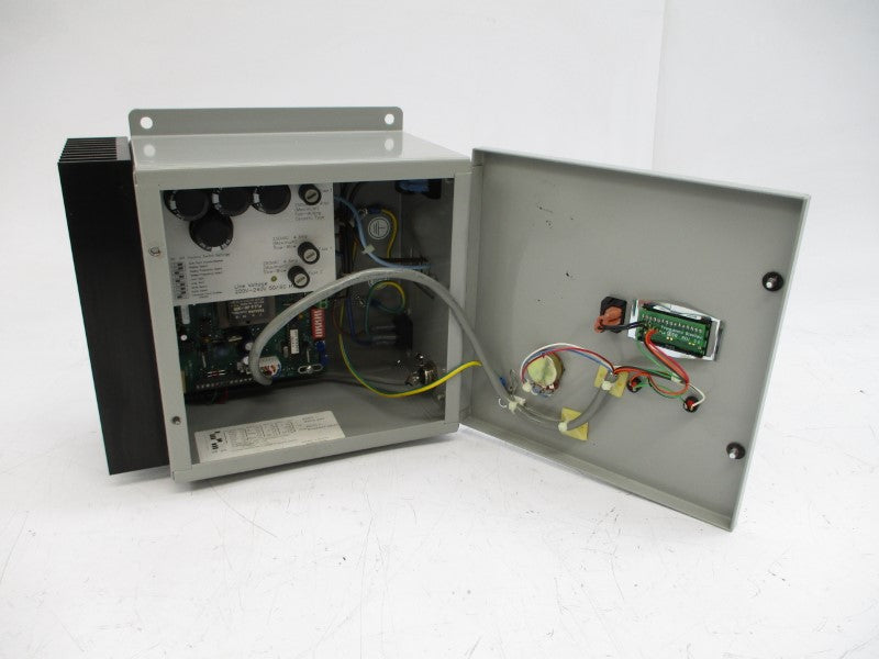 SERVICE ENGINEERING 21-576 AT-2051-MMS-HC-SE 220VAC 4A UNMP