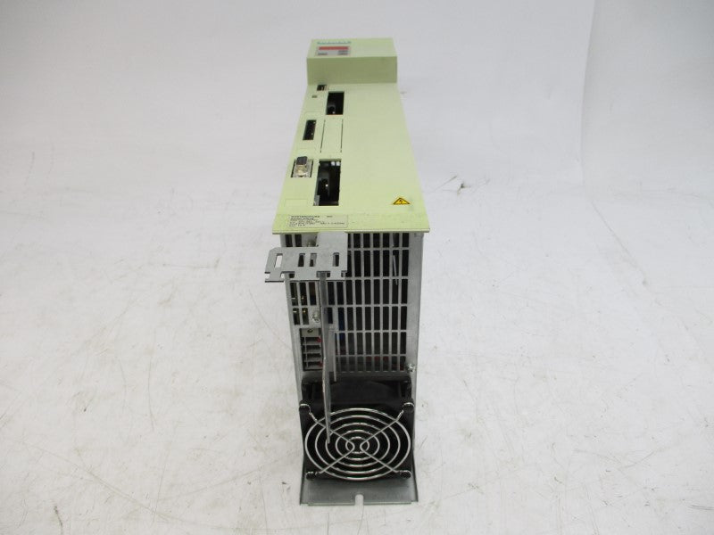 SIEMENS 6SE7021-0EP50 380-480VAC 30A UNMP