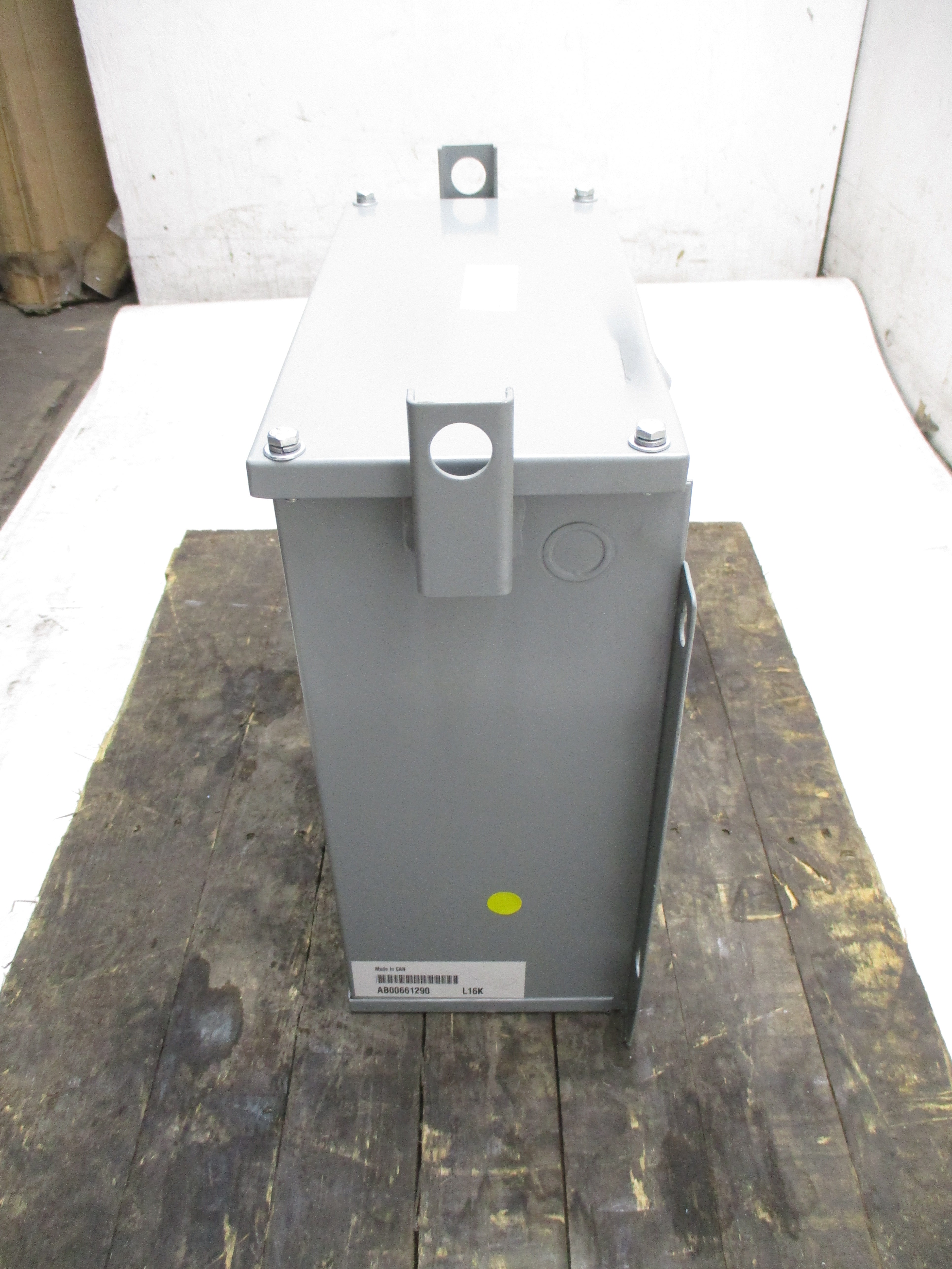 HAMMOND POWER SOLUTIONS 219946 HZQT 480V UNMP