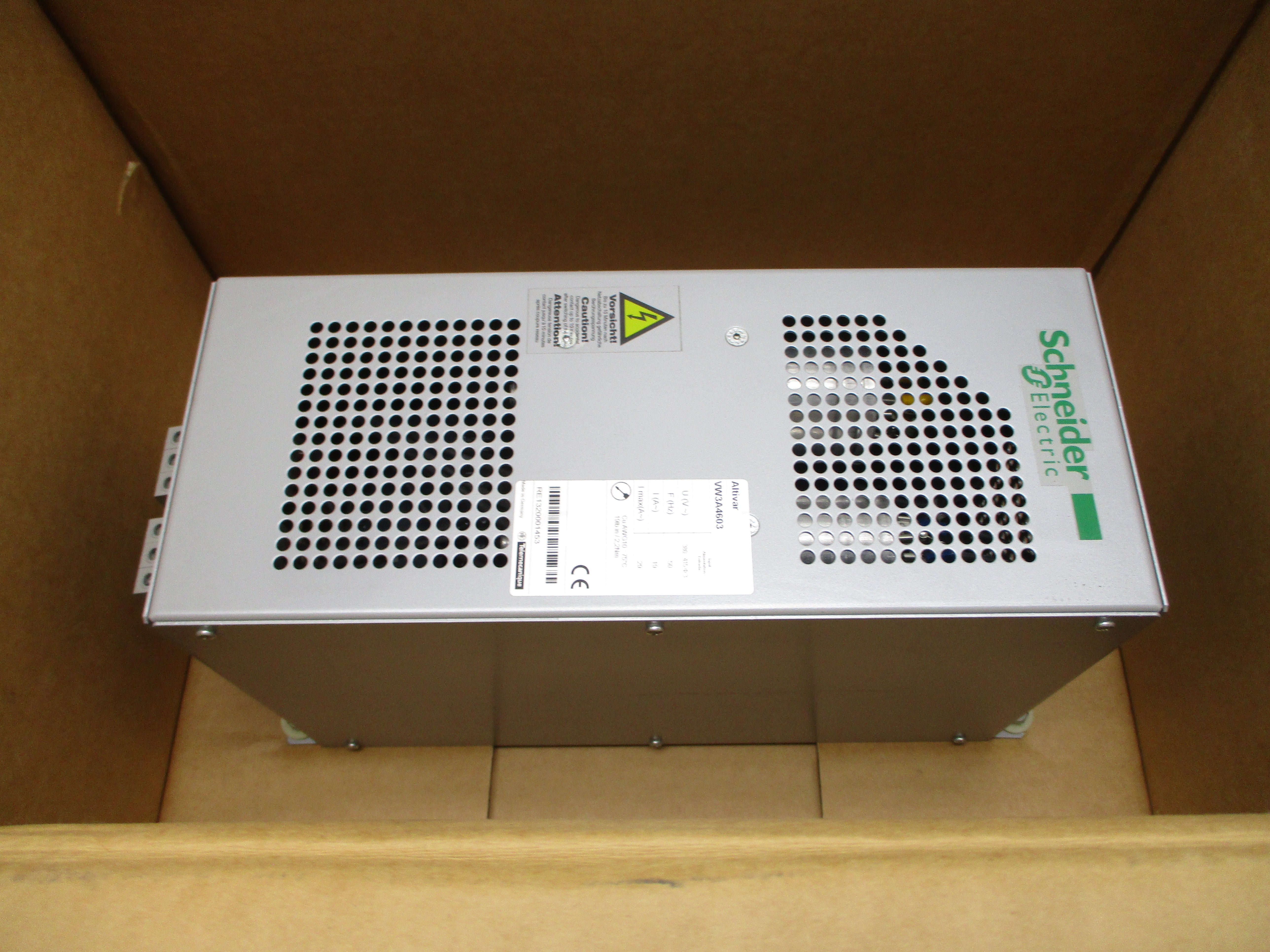 SCHNEIDER ELECTRIC VW3A4603 400V 19A NSMP