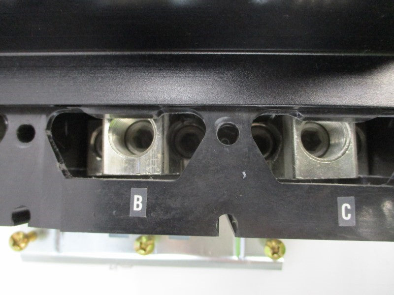 SQUARE D MJA36700  SER. 2 600V 700A NSNP