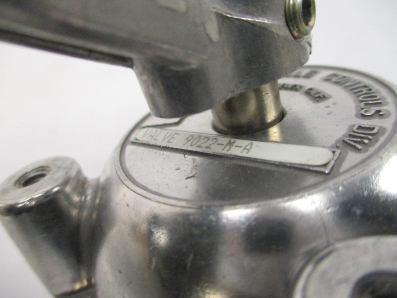 BARKSDALE 9022-M-A 250PSI 3/8" NSMP