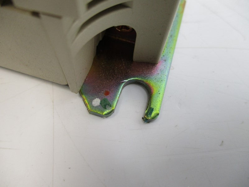YASKAWA CIMR-F7U4011 380-480VAC 29/33A UNMP