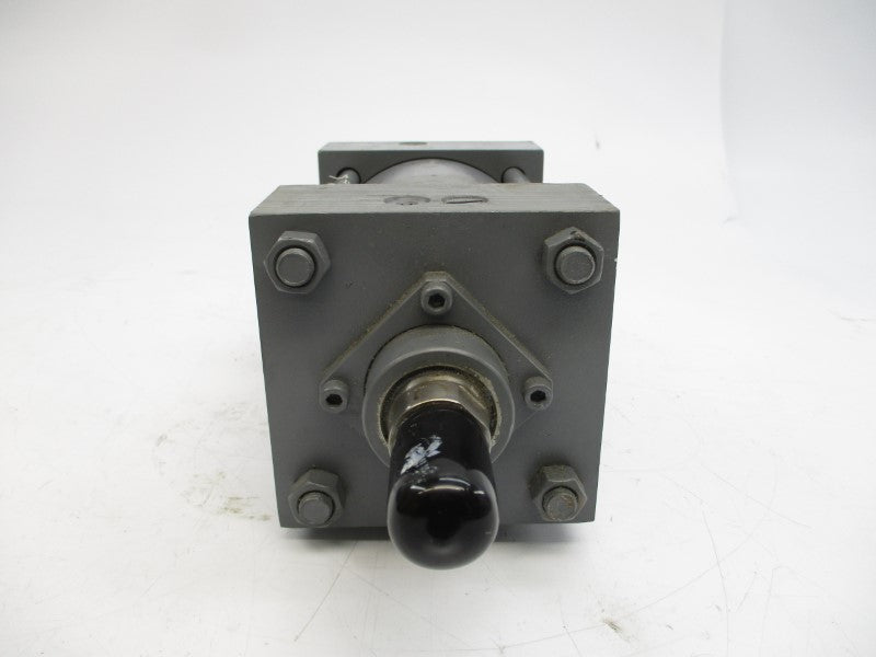 MILLER AV-82B2B-03.25-2.000-0100-N11-0 250PSI NSNP