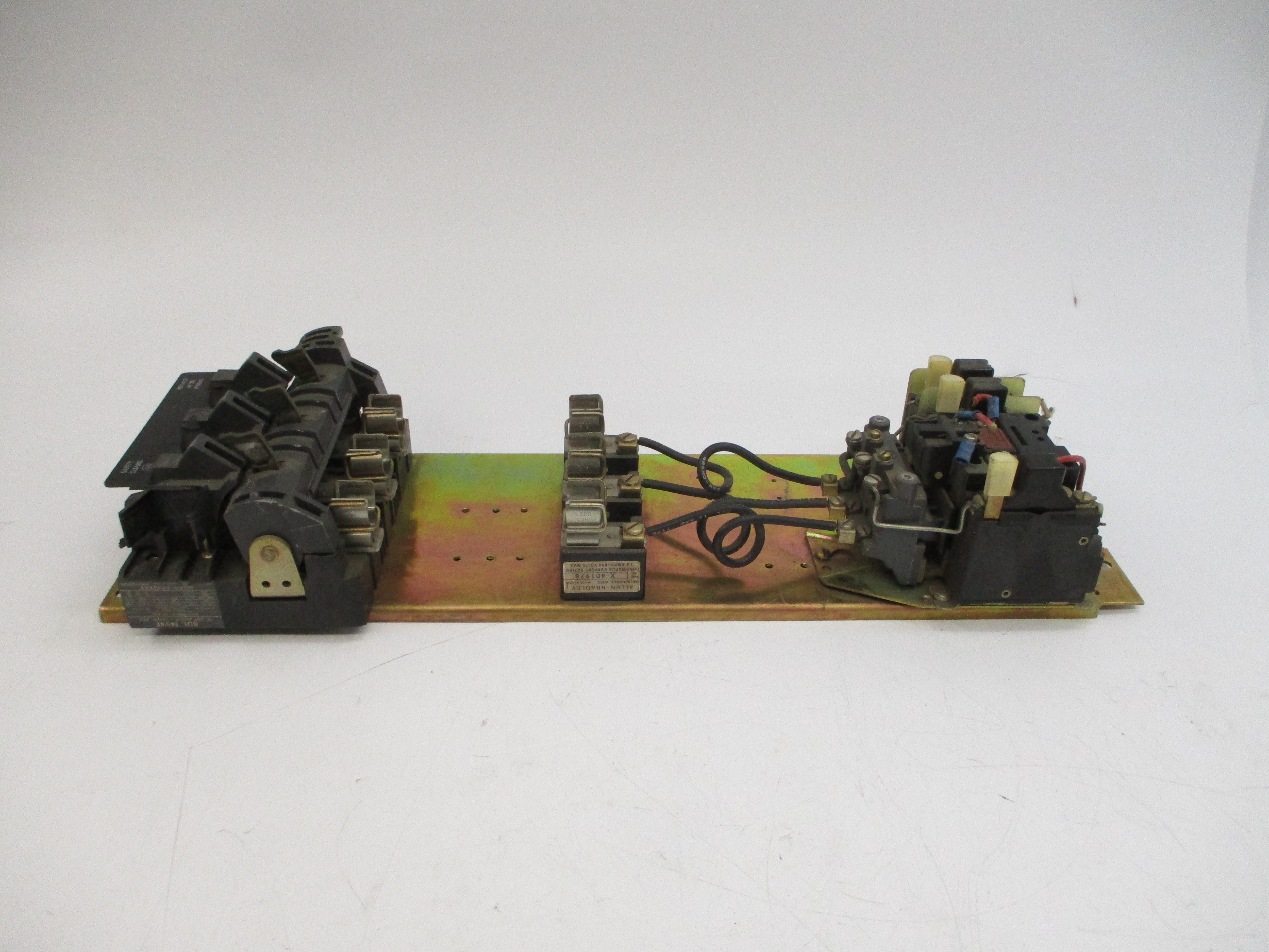 ALLEN BRADLEY 712-AACD24 SER. N 440-600V (AS PICTURED) UNMP