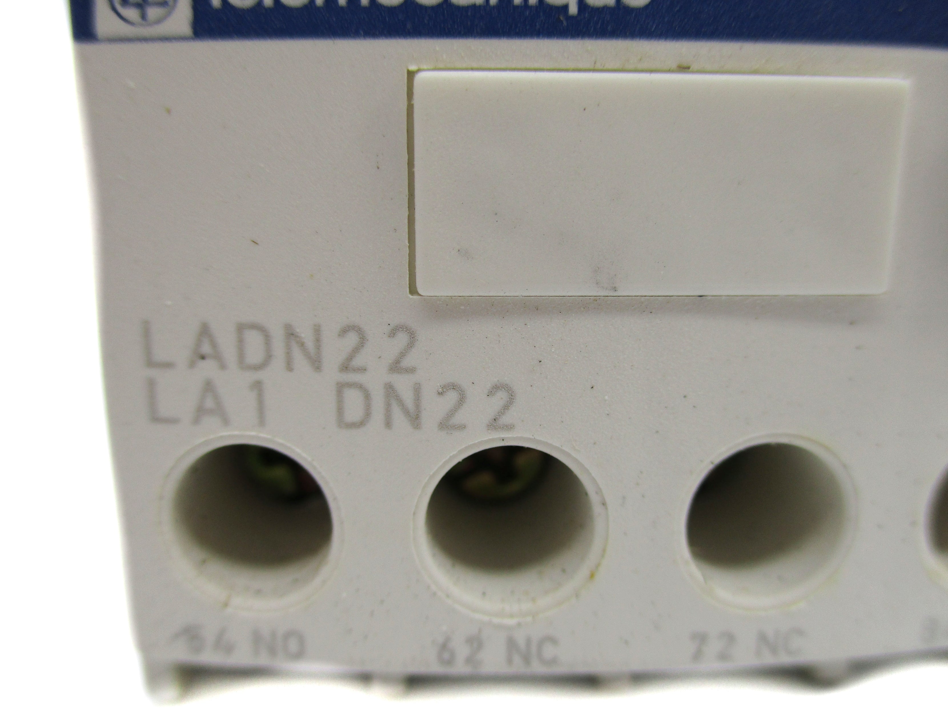 TELEMECANIQUE LADN22 690V 10A NSNP