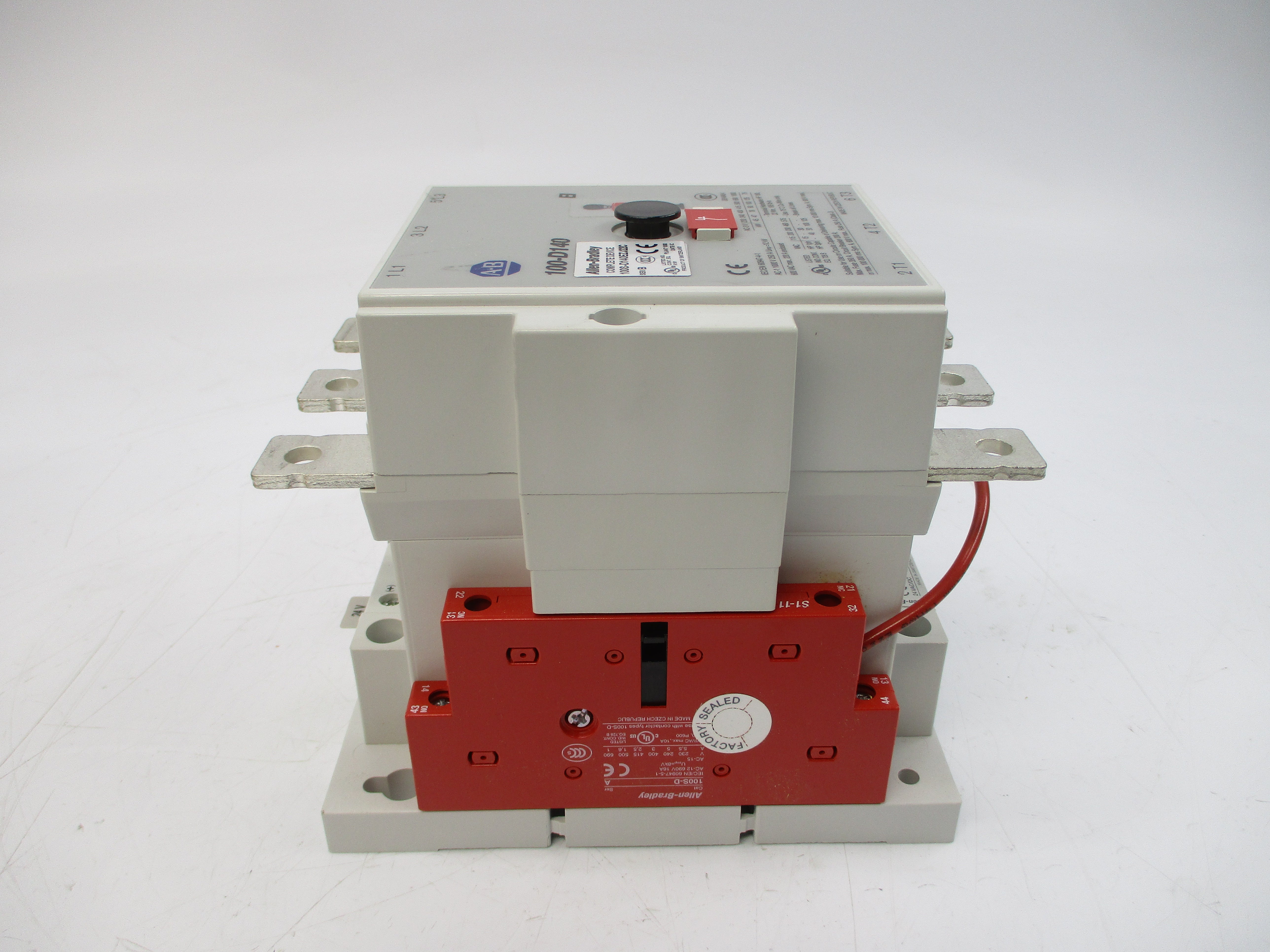 ALLEN BRADLEY 100S-D140EZJ22C SER. B 24VDC 250A (BR/WH) NSMP