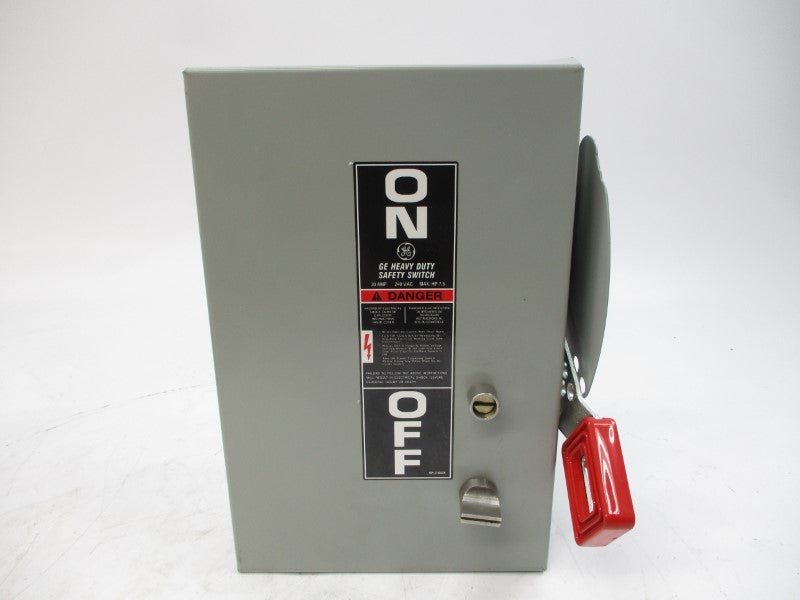 GENERAL ELECTRIC TH3321M 240VAC 30A NSMP