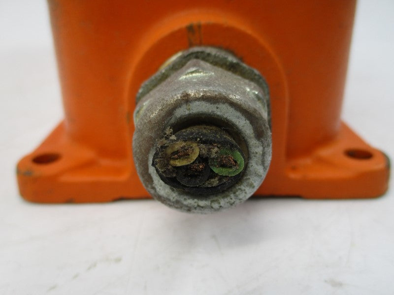 LINEMASTER 536-SWH 125-250VAC 15A UNMP
