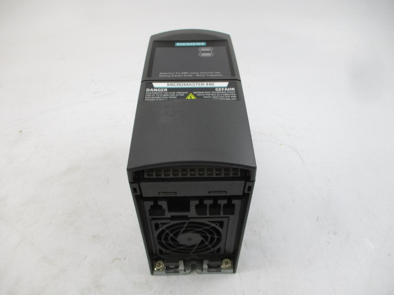 SIEMENS 6SE6440-2UD17-5AA1 380-480VAC 3.7A NSMP