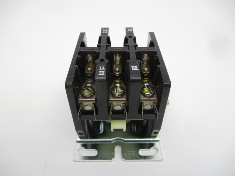 JOSLYN CLARK A77-309040A-226 120V 30A NSMP