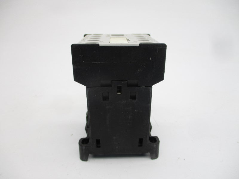 SIEMENS 3TH2040-0JB4 240V 10A NSNP