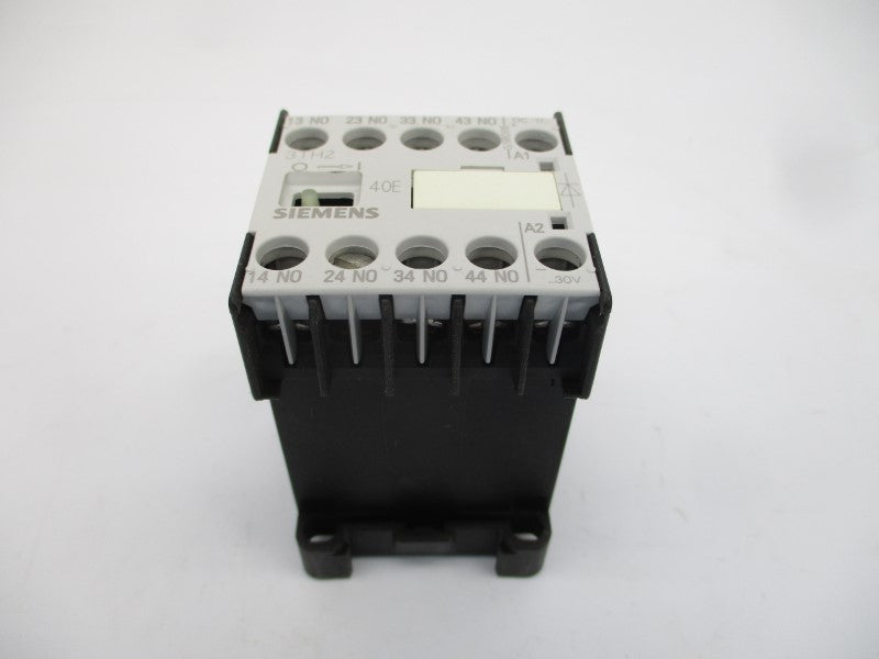 SIEMENS 3TH2040-0JB4 230VAC 4A NSMP