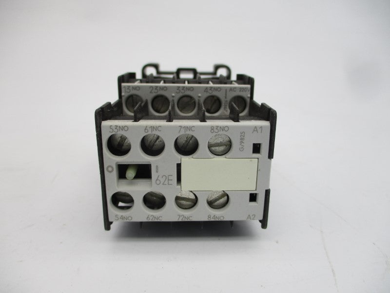 SIEMENS 3TH2262-0AN2 220/230VAC 4A NSMP
