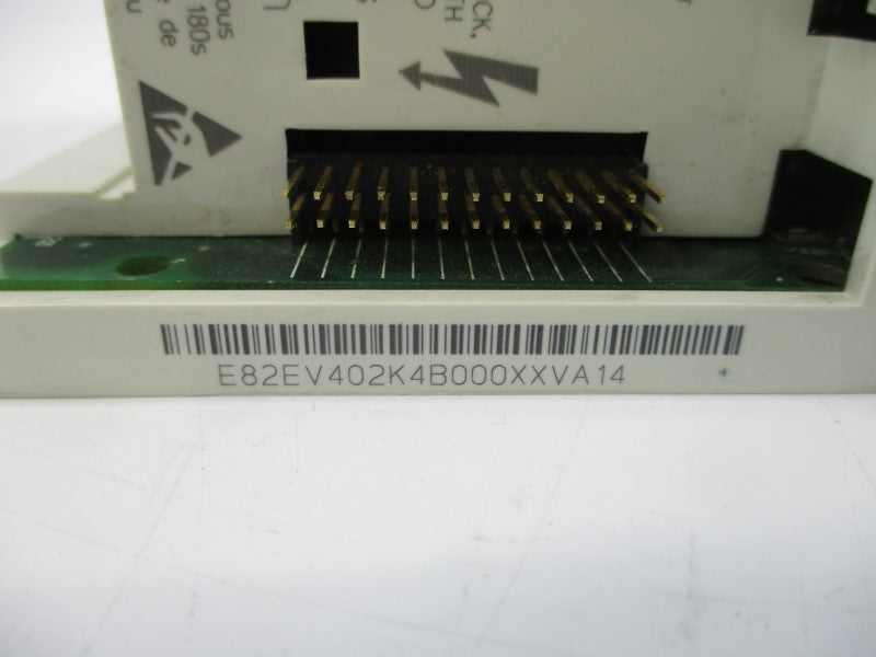 LENZE E82EV402K4B000XXVA14 400/500VAC 12.3/9.8A NSNP