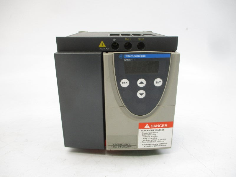 TELEMECANIQUE ATV11HU29M2U 200/240VAC 17.1A NSMP