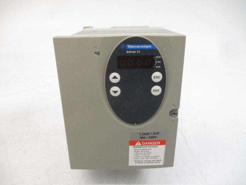 TELEMECANIQUE ATV31HU15N4 380/500VAC 4.1/6.4A NSMP