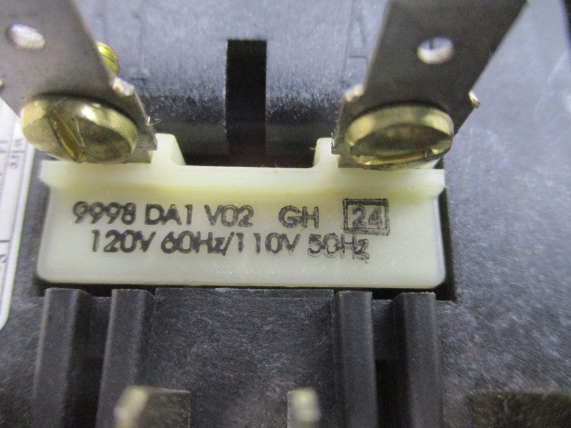 SQUARE D 8965DPR23V02 SER. B 110/120V 25A NSMP