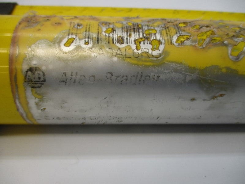 ALLEN BRADLEY 440L-T4K0640YD (AS PICTURED1) SER. A REV. A UNMP