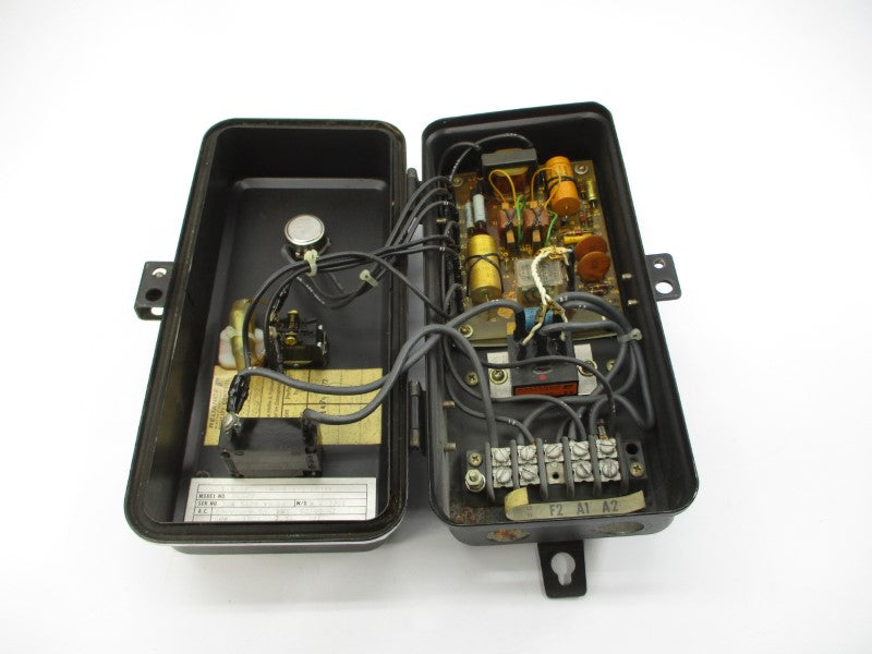 RELIANCE ELECTRIC 8C57D 230VAC 9.5A UNMP
