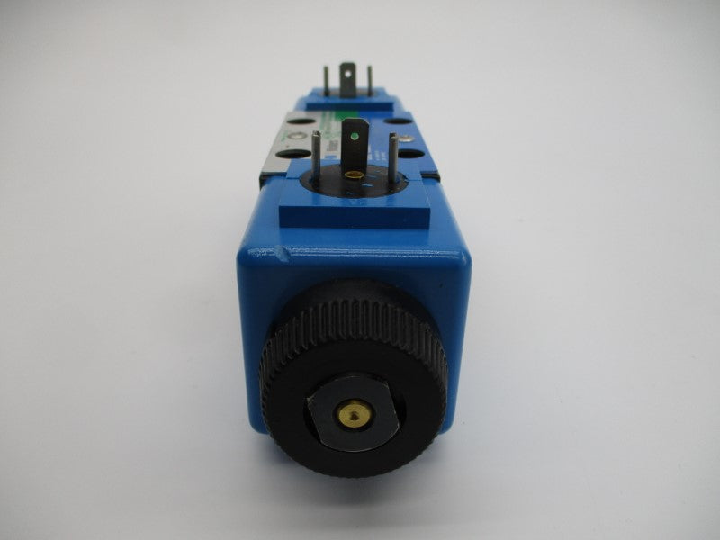 EATON VICKERS DG4V-3S-6C-M-U-B5-60 02-101726 110/120V .48/.46A 5000PSI NSNP