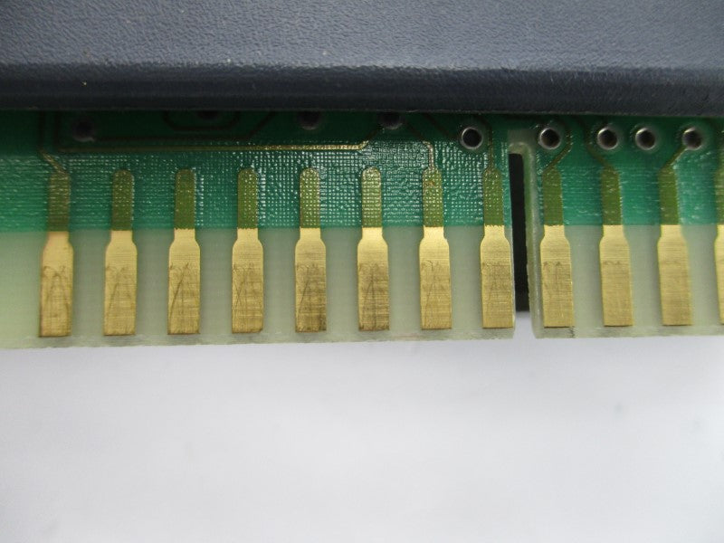 ALLEN BRADLEY 1771-OAD 12-120VAC 0.7A UNMP