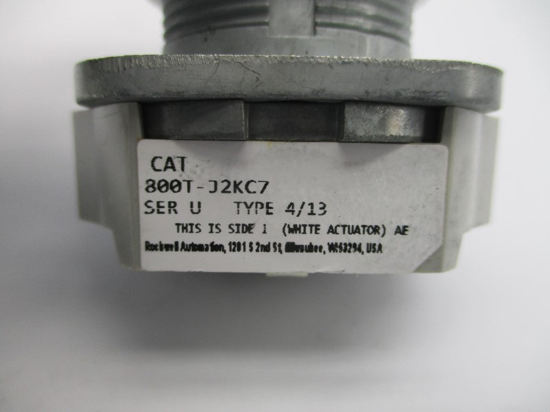 ALLEN BRADLEY 800T-J2KC7 SER. U (WH) NSMP