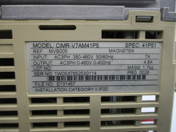 YASKAWA CIMR-V7AM41P5 380-460VAC 7A UNMP