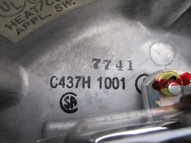 HONEYWELL C437H1001 120/240VAC UNMP