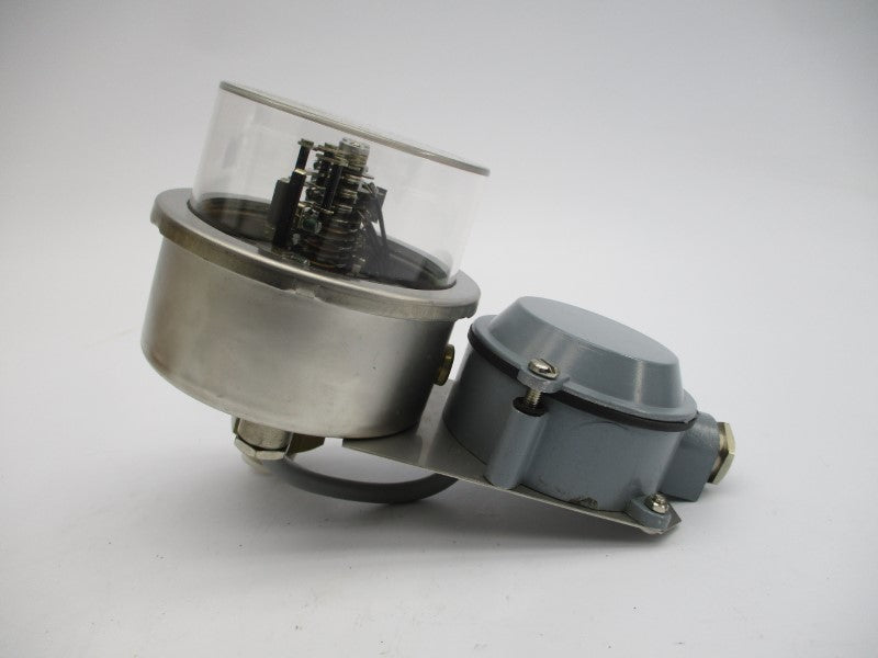 SWITCH 5663 118-49 80PSI NSNP