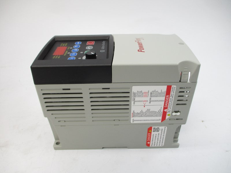 ALLEN BRADLEY 22A-V4P5N104 SER. A F/W 7.02 100-120VAC 18.0A NSMP