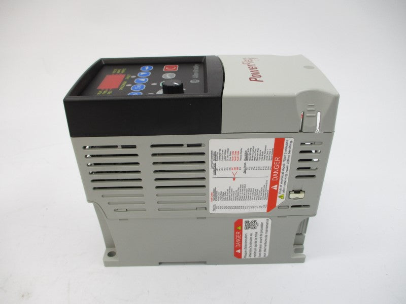 ALLEN BRADLEY 22A-D1P4N104 SER. A F/W 7.02 380-480VAC 1.8A NSMP
