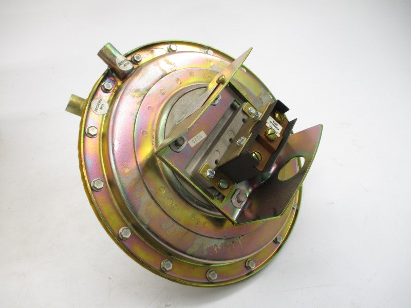DWYER 1638-5 480VAC 15A 10PSI (AS PICTURED) NSMP