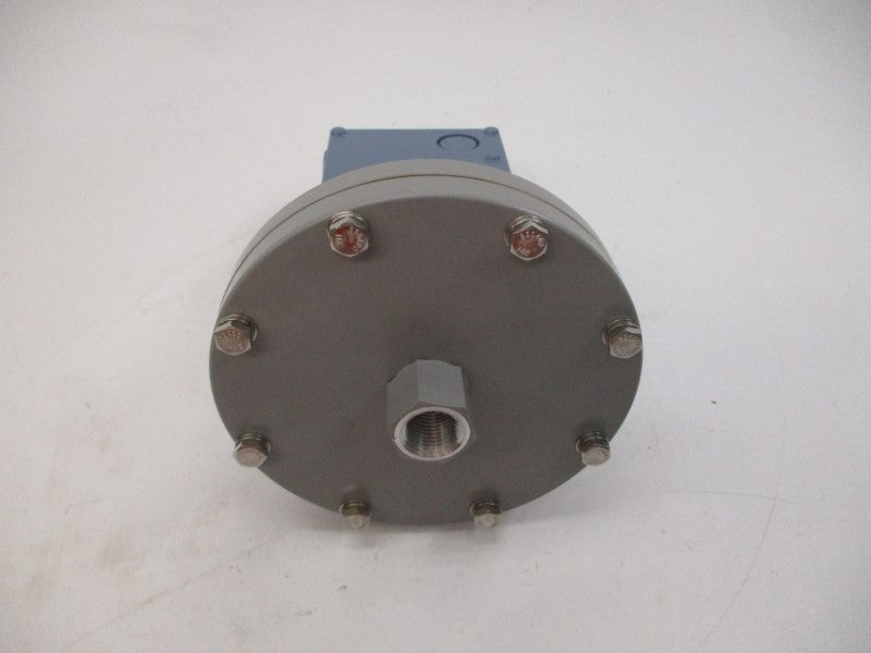 UNITED ELECTRIC CONTROLS H100-523 480VAC 15A 400PSI NSMP
