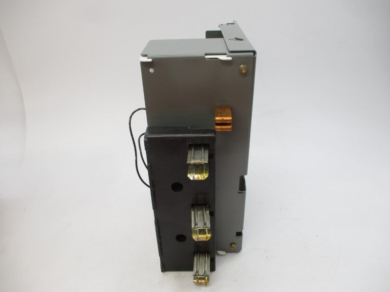 ALLEN BRADLEY 2412B-A024DB-3-5G-6P-7EC24-17-24J-41-79U-751D-9018 SER. D 480V 24A NSMP