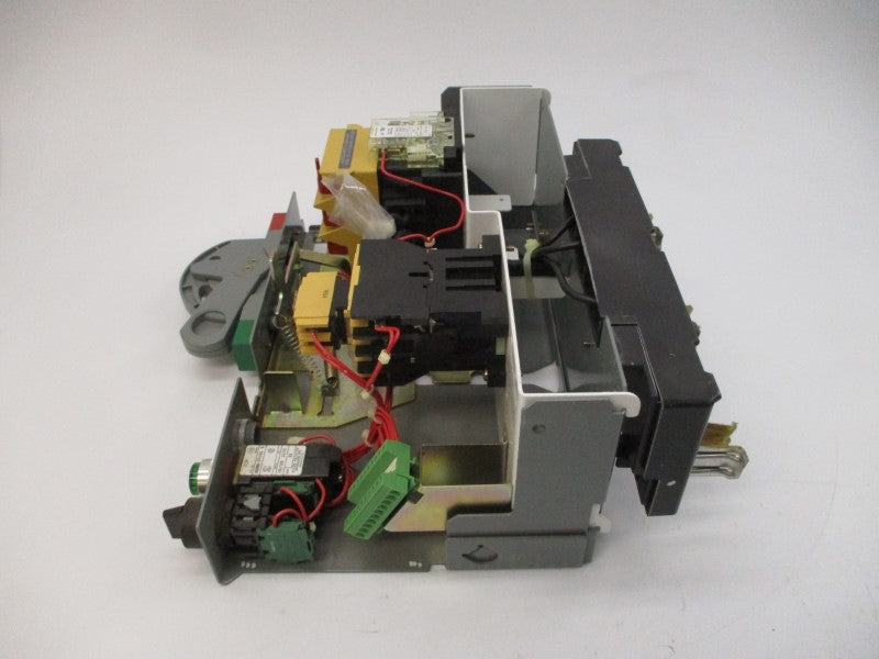 ALLEN BRADLEY 2412B-A024DBD-3-5G-7EXXX-24J-36-79U-9018 SER. C 480V 24A (BR/YL) NSMP