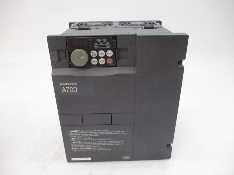 MITSUBISHI FR-A720-00330-TF 200-220VAC 66.8A NSMP
