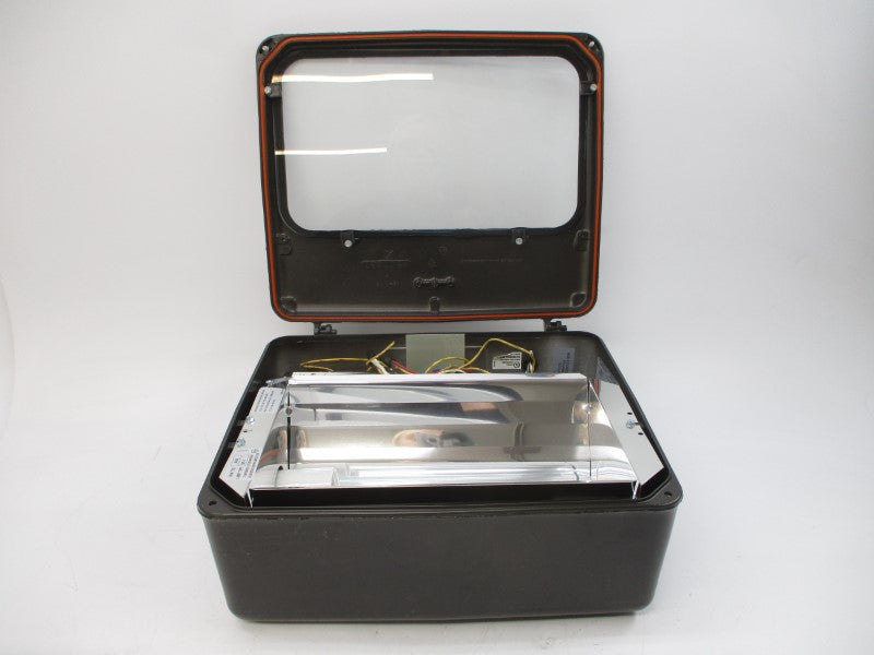 LITHONIA LIGHTING TFL400SRA2TBLPI 277V 3.9A NSMP