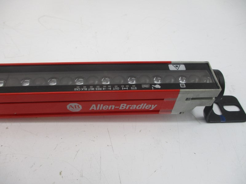 ALLEN BRADLEY 450L-E4HL0900YD SER. A F/W 5.004 24VDC UNMP