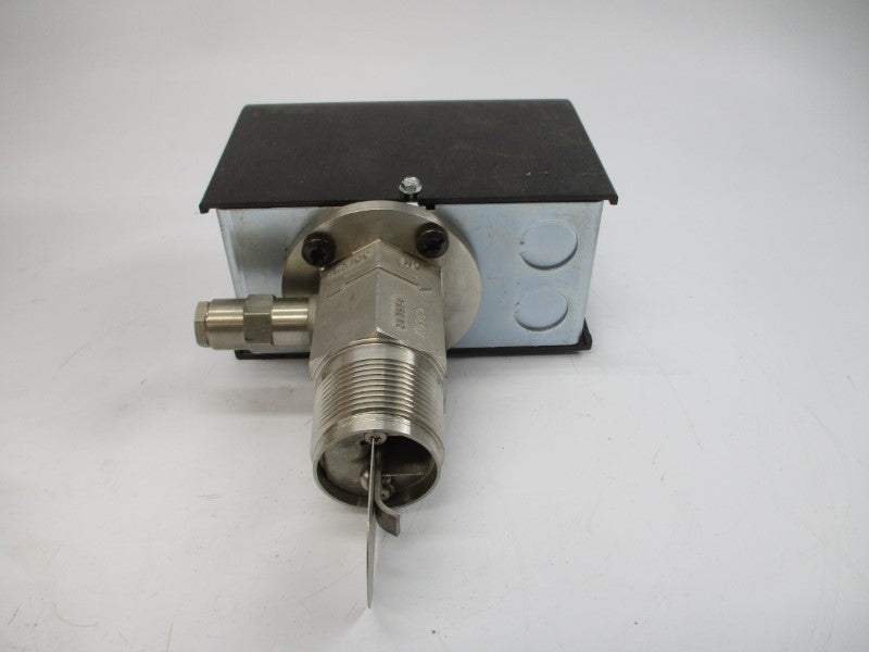 MCDONNELL & MILLER FS7-4S 120160 1-1/4" NSMP