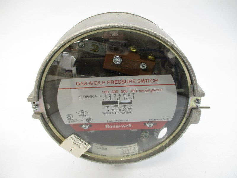 HONEYWELL C437D2003 120/240VAC 1-26"H2O REV. B NSMP