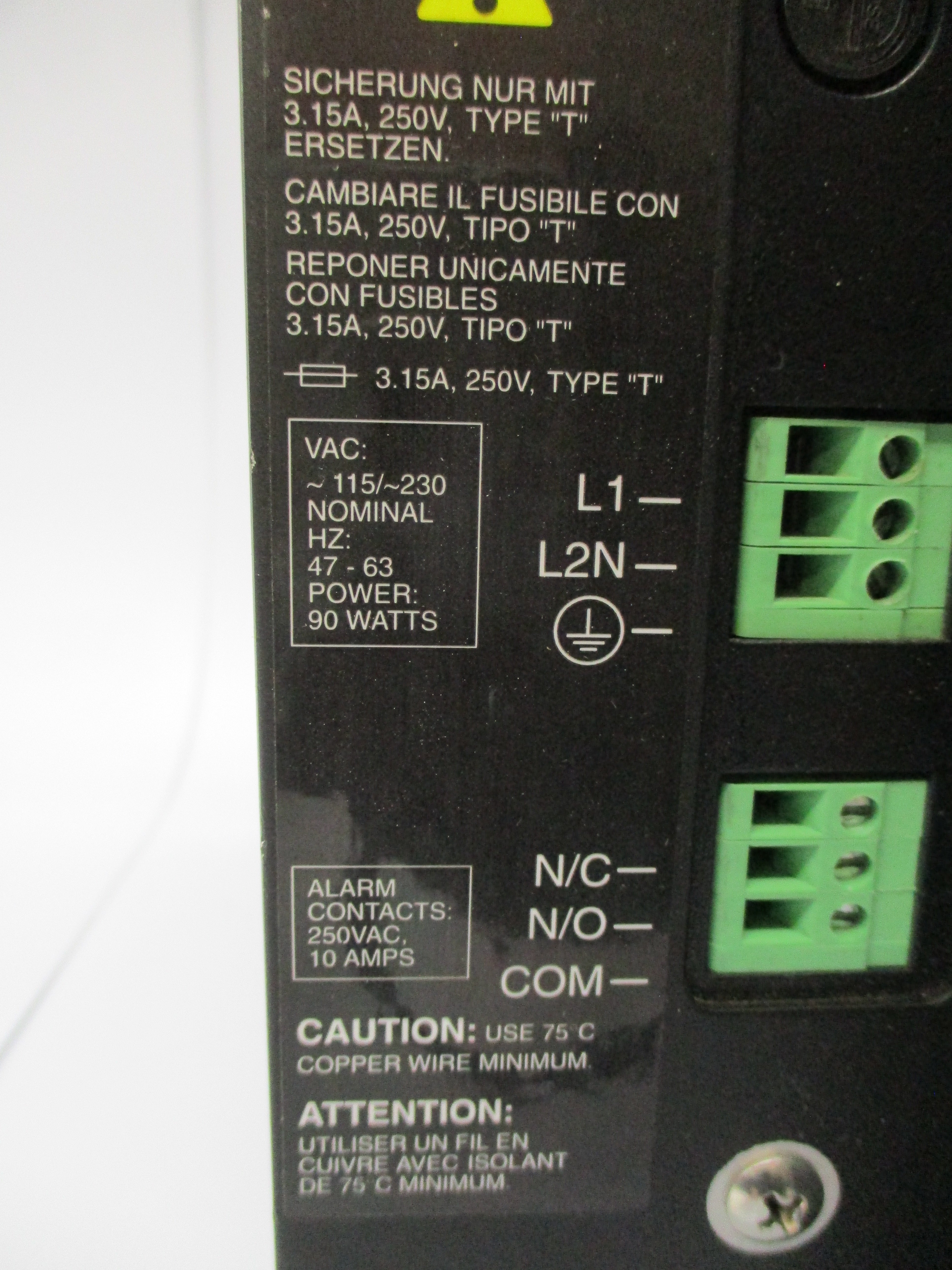 ALLEN BRADLEY 2711E-T14C6X SER. E F/W 5.16 115/230VAC 3.15A REV. E UNMP