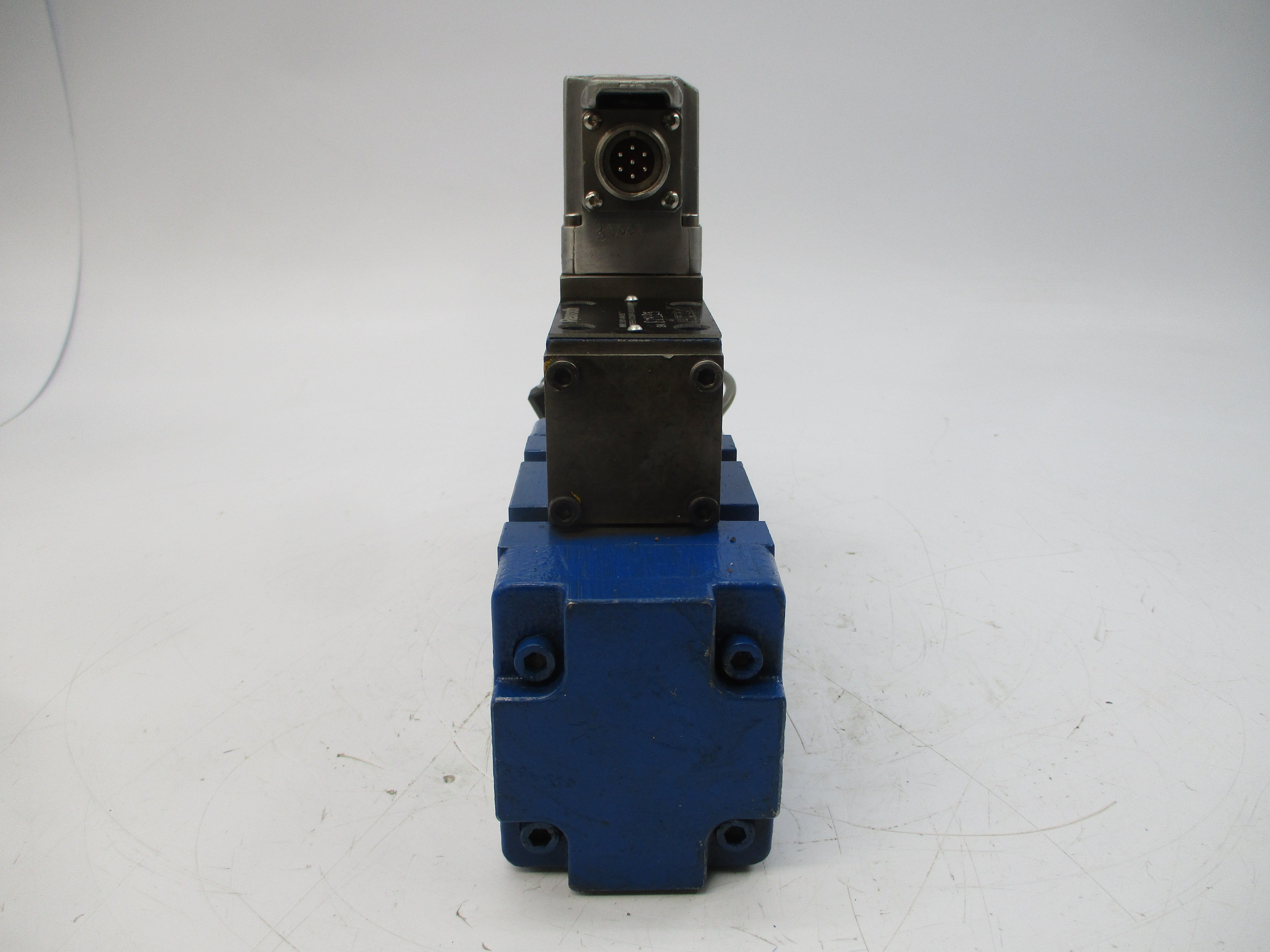 REXROTH 0811404653 4WRLE10V1-85M-3X/G24ETKO/A1M 24V 2.5A NSNP